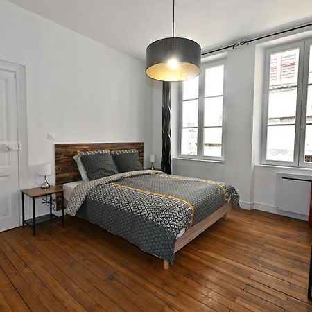 3 Appartements Premium Au Pied De La Cathedrale - Hypercentre Sens Kültér fotó