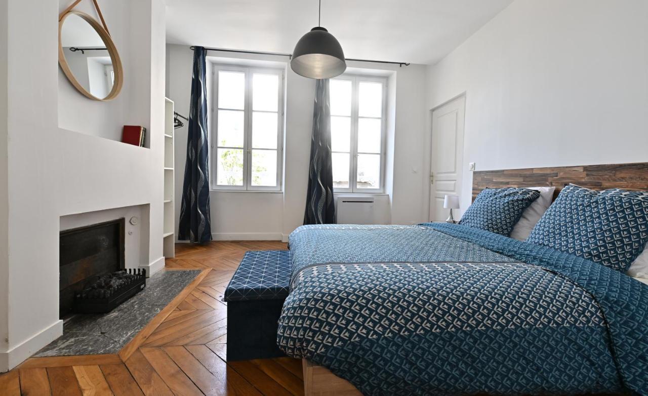 3 Appartements Premium Au Pied De La Cathedrale - Hypercentre Sens Kültér fotó