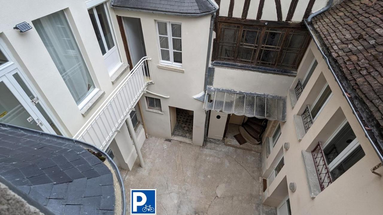 3 Appartements Premium Au Pied De La Cathedrale - Hypercentre Sens Kültér fotó