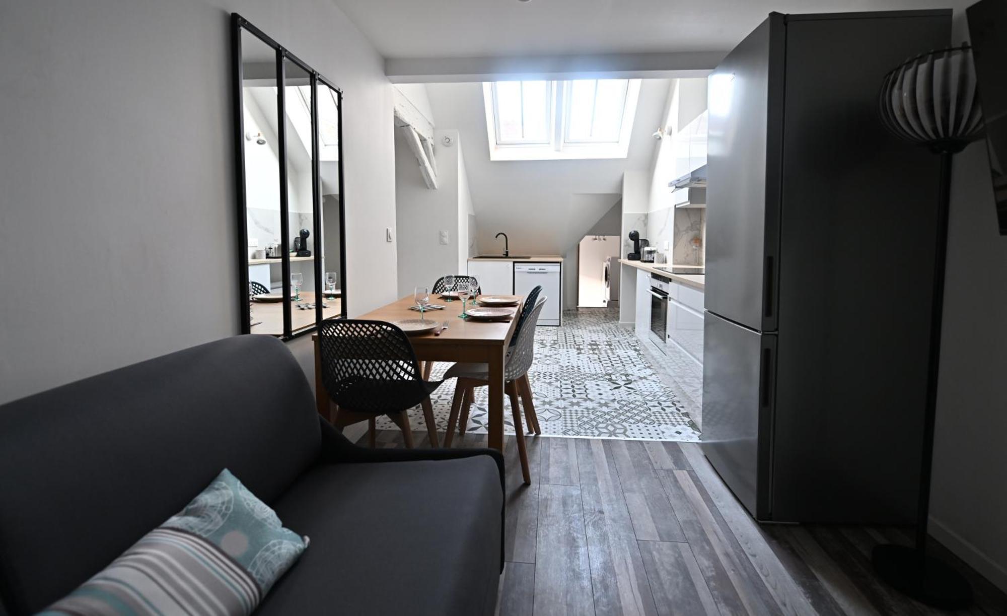 3 Appartements Premium Au Pied De La Cathedrale - Hypercentre Sens Kültér fotó