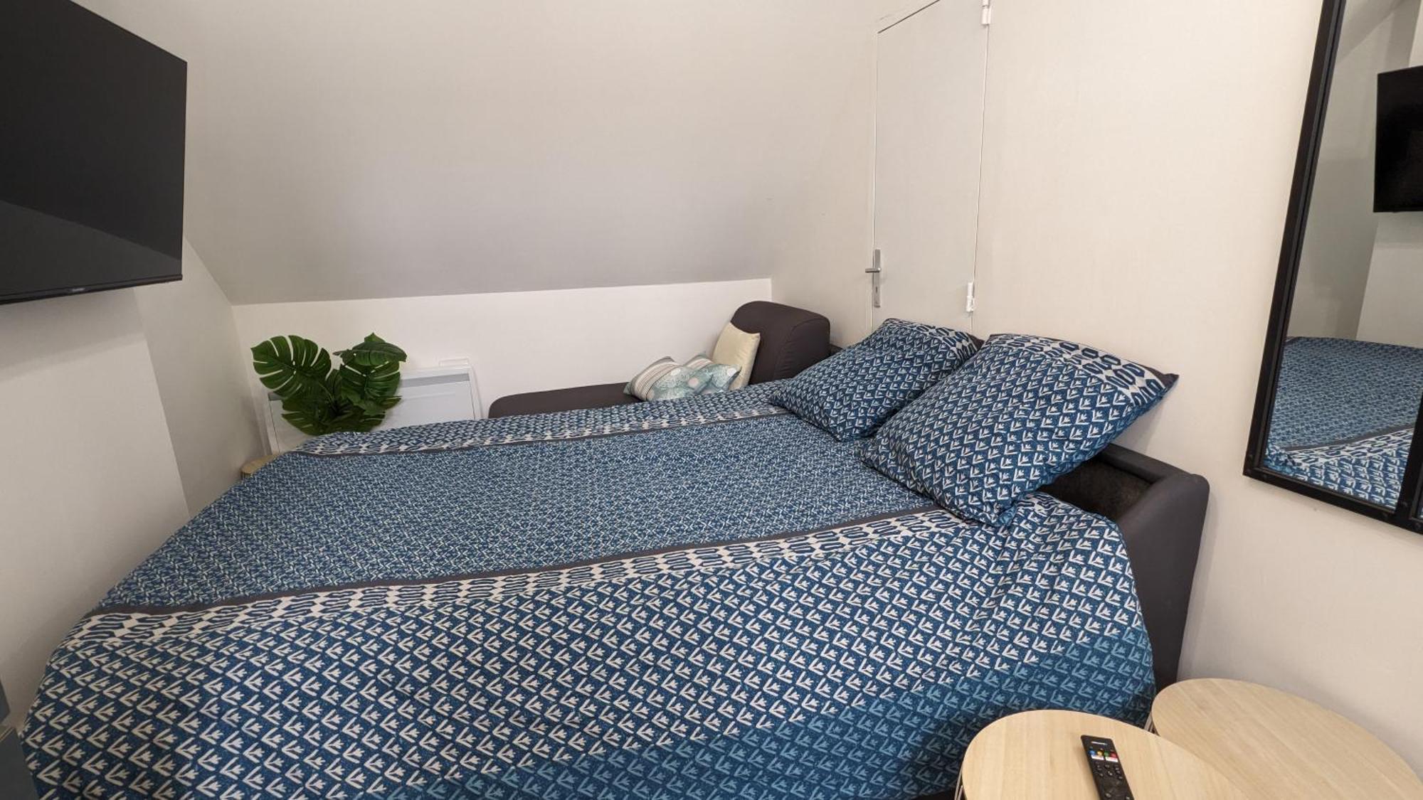 3 Appartements Premium Au Pied De La Cathedrale - Hypercentre Sens Szoba fotó