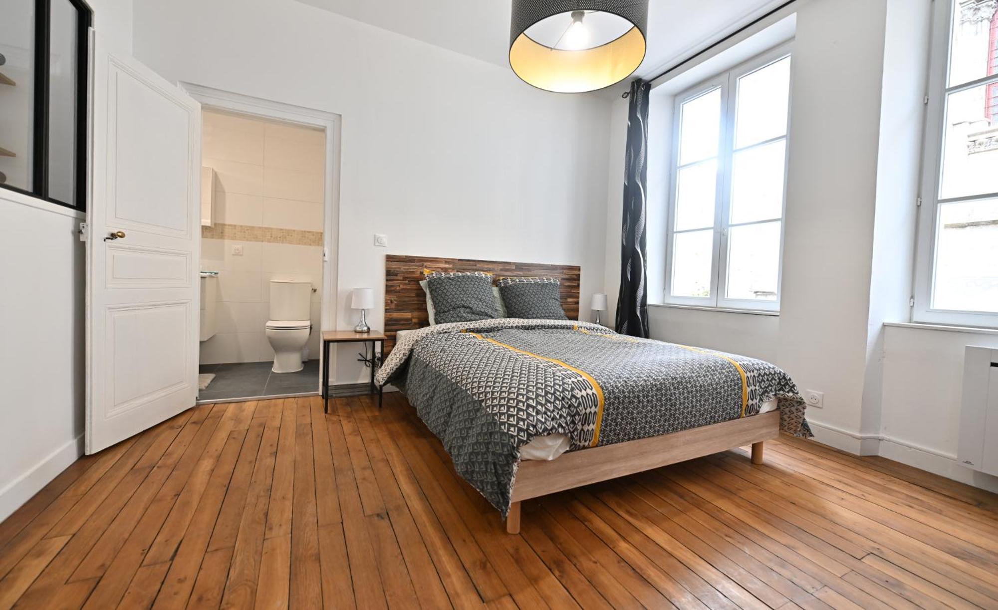3 Appartements Premium Au Pied De La Cathedrale - Hypercentre Sens Szoba fotó