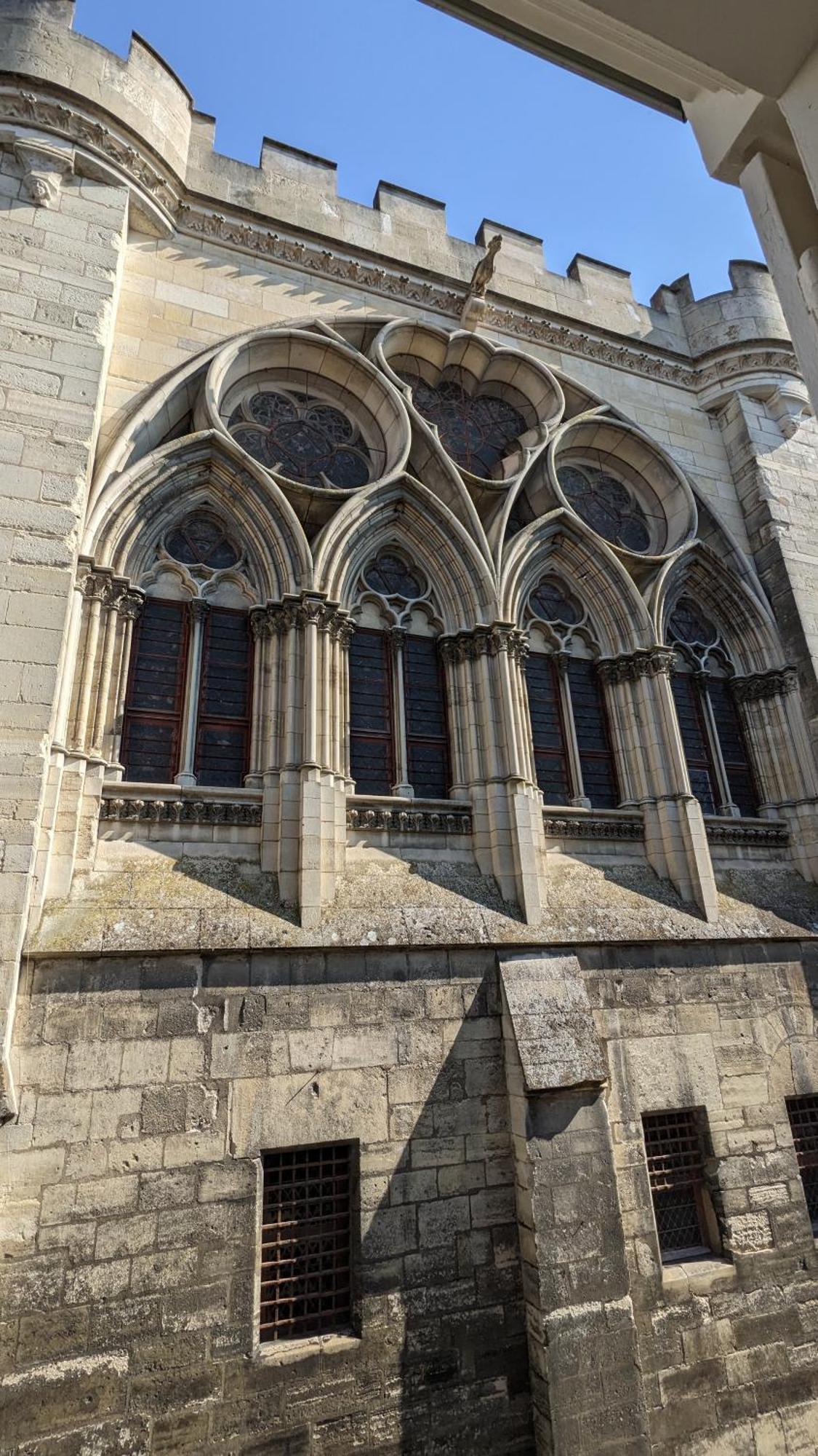 3 Appartements Premium Au Pied De La Cathedrale - Hypercentre Sens Szoba fotó